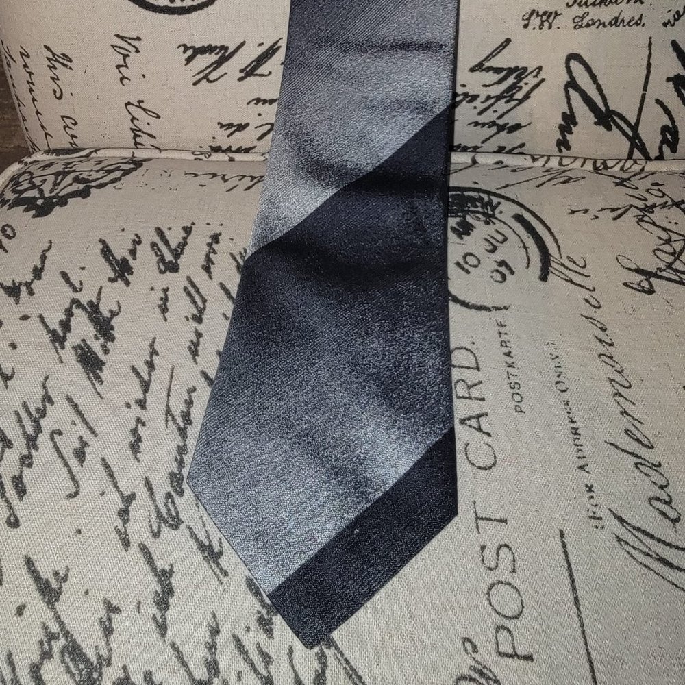 Valentino Tie (Black/Silver)